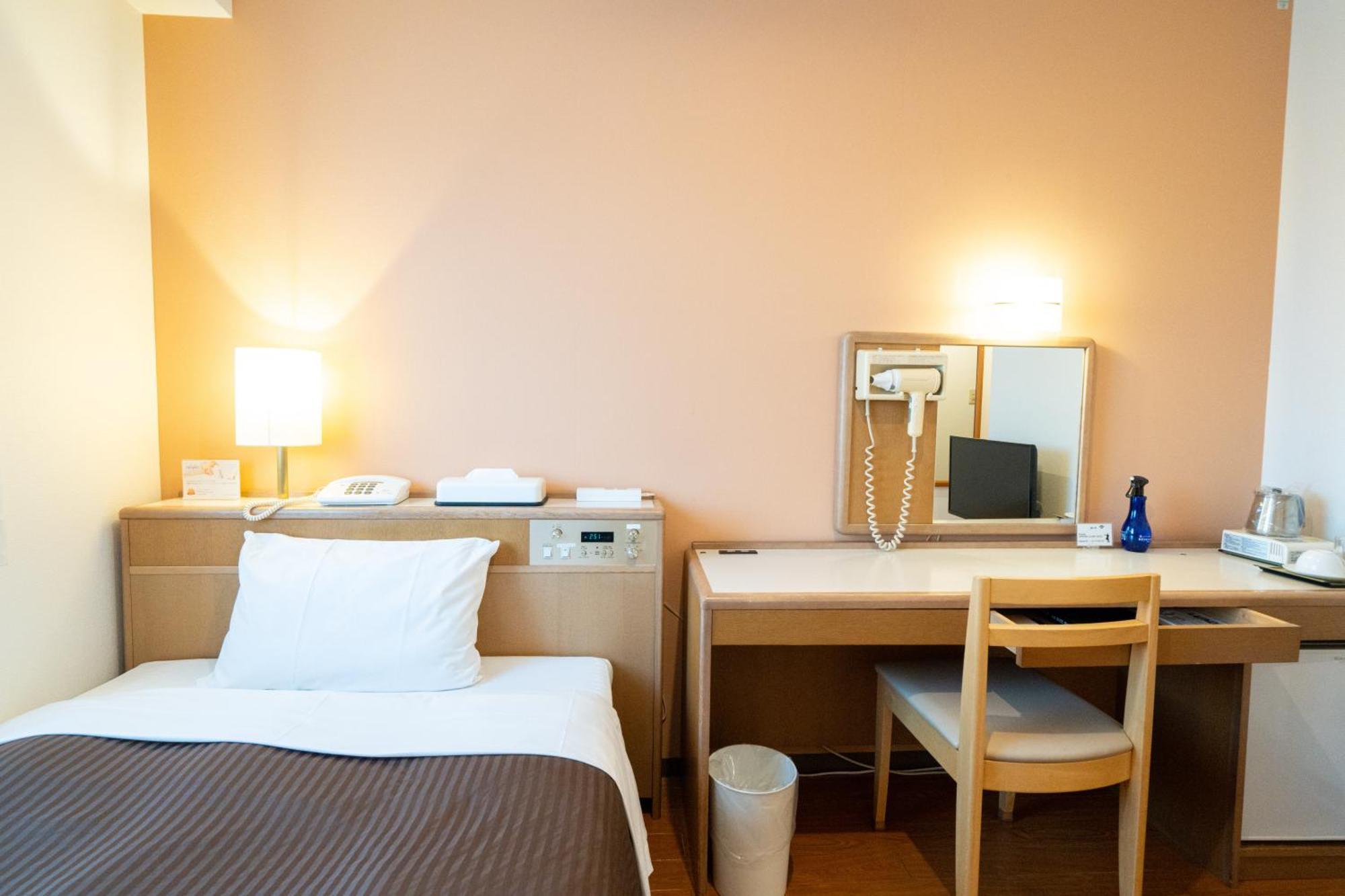 Sapporo Clark Hotel Экстерьер фото